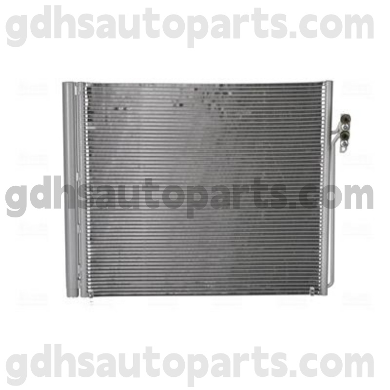 940343 „Nissens Condenser“, skirtas „Range Rover OE“ Nr. LR010843